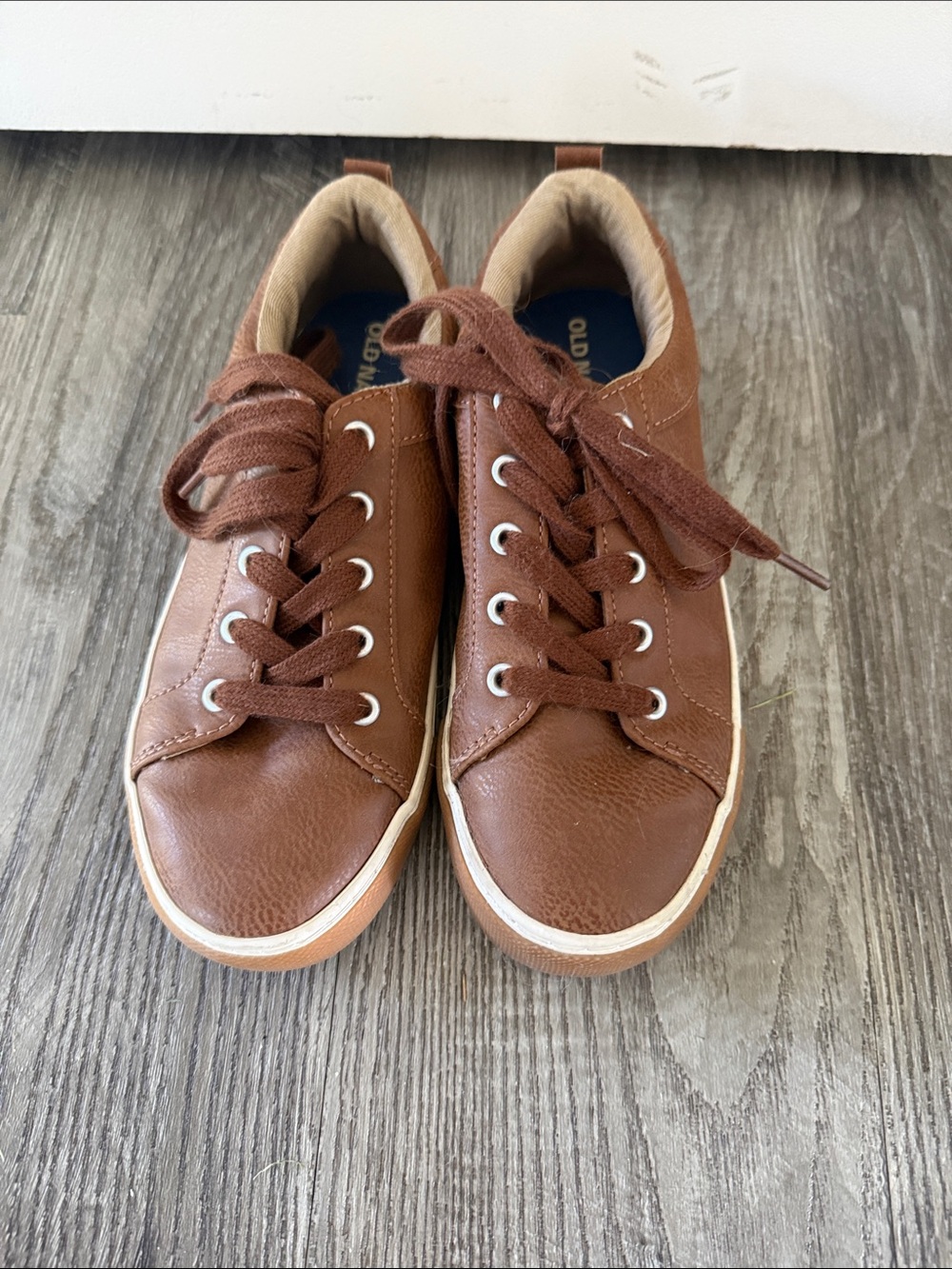 Old Navy Brown Kids Dress Sneakers